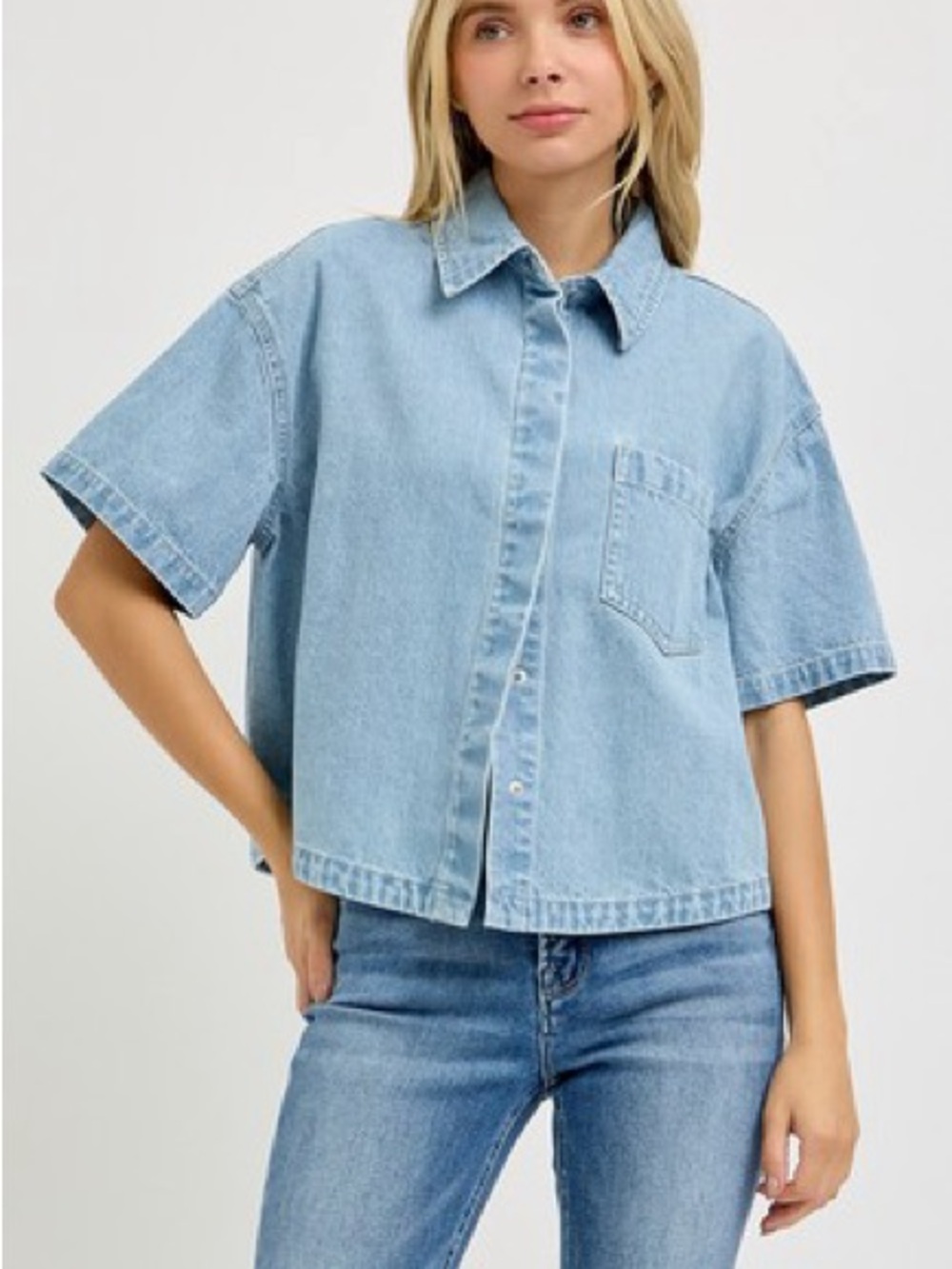 Light Blue Denim Short-Sleeve Button-Front Shirt
